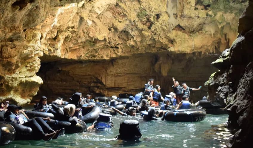 Rafting Gua Pindul